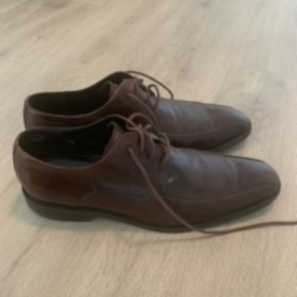 Kenneth Cole - Men's Oxford Dress Shoe (Size 10.5)